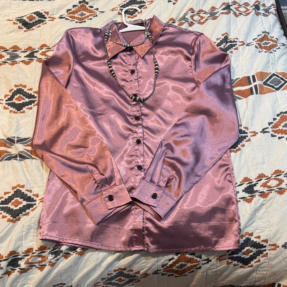 Womens Ivys Rose Boutique Satin Rodeo Shirt Button up- Blush Pink